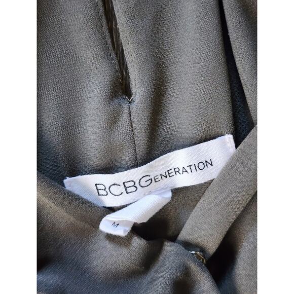 BCBGeneration Drape Pocket Jumpsuit Size M Green Sleeveless Stretchy Casual - Picture 4 of 8